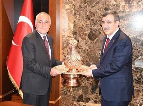 OSB’nin projelerine tam destek