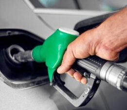 Piyasalarda gerginlik tırmanıyor: Petrol piyasası için en büyük kabus!