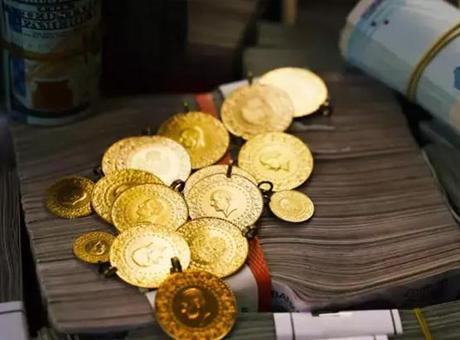 Piyasalarda savaş korkusu! Uzmanlar uyardı: Panik yapıp risk almayın!
