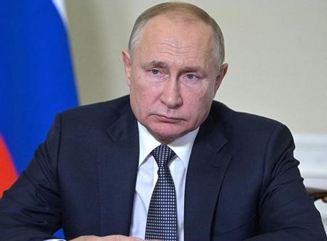 Putin, doğal gaz ödemelerine yönelik izni uzattı