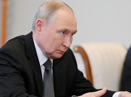 Putin: İran’ın barışçıl nükleer enerji alanındaki çıkarları sağlanabilir
