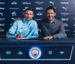 Rayan Cherki, Manchester City’de