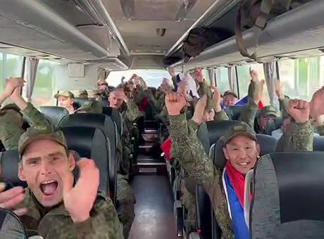 Rusya: Ukrayna ile esir asker takasını günlük yapmaya hazırız