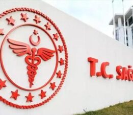 Sağlık Bakanlığından yangın açıklaması: Hiçbir hasta olumsuz etkilenmemiştir