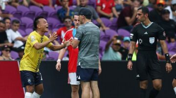 Sakatlanan futbolcu çıkmamak için direndi, Kerem Aktürkoğlu şaştı kaldı