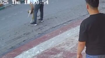 Samsun’da kediye Heimlich manevrası yaptı