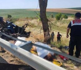 Son dakika… Edirne’de katliam gibi kaza! 2’si çocuk 5 kişi öldü