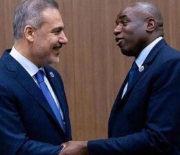 SON DAKİKA HABERLERİ: İNGİLTERE DIŞİŞLERİ BAKANI LAMMY, YARIN TÜRKİYE’YE GELİYOR