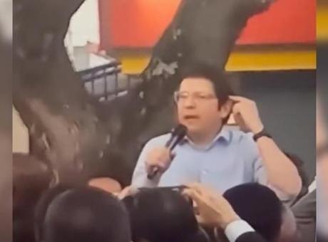 SON DAKİKA HABERLERİ: KOLOMBİYA’DA SİLAHLI SALDIRIYA UĞRAYAN BAŞKANLIK ADAYI SENATÖR AĞIR YARALANDI