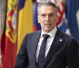 Son Dakika! Hollanda Başbakanı istifa etti