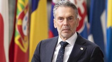 Son Dakika! Hollanda Başbakanı istifa etti
