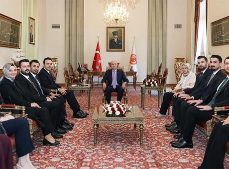 TBMM Başkanı Kurtulmuş, AK Parti Gençlik Kolları Başkanı’nı kabul etti