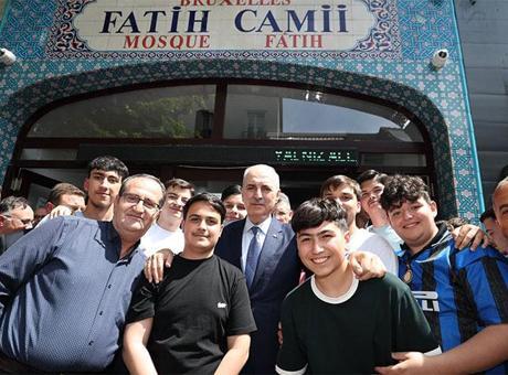 TBMM Başkanı Kurtulmuş, Belçika Diyanet Vakfını ziyaret etti