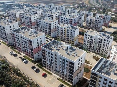 TOKİ, geçen ay 5 bin 899 konutu hak sahiplerine teslim etti