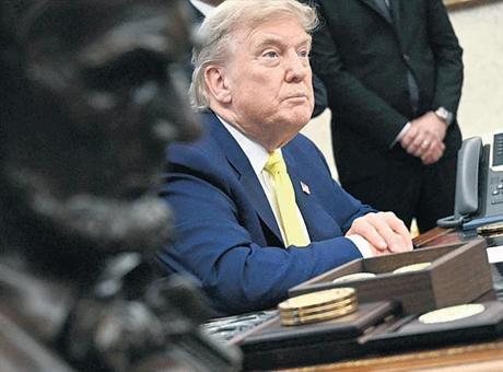Trump beklemede…