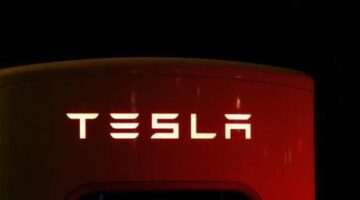 Trump ile Musk arasındaki gerilim Tesla hisselerini vurdu