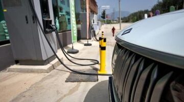 Türkiye’de satılan her 10 otomobilden 4’ü elektrikli ya da hibrit