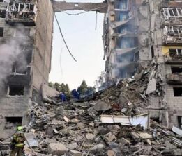 Ukrayna: Rusya’nın Dnipro’ya düzenlediği füze saldırısında 7 kişi öldü, 70 kişi yaralandı!