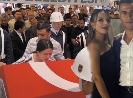 Uzman çavuş ve eşinin kahreden ölümü! Minik bebeklerinin tedavisi sürüyor