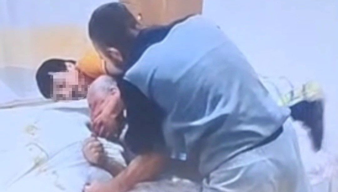 Yaşlı adamın dövülerek öldürülmesi görüntüleri ortaya çıktı