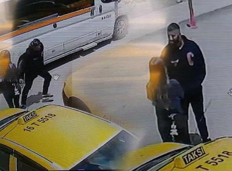 Yer: Bursa! Eski nişanlısını sokak ortasında vurdu