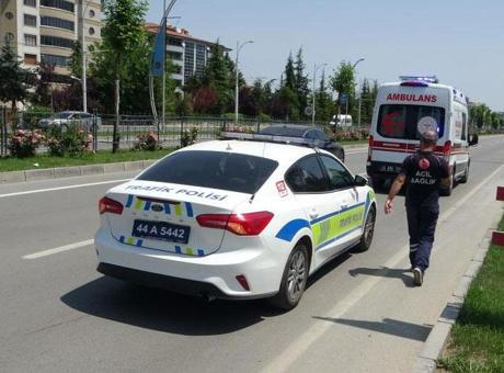 Yer: Malatya! Eşi ile tartışan kadın seyir halindeki araçtan atladı