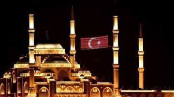 15 Temmuz direnişinin 9. yıl dönümünde 90 bin camide selalar okundu