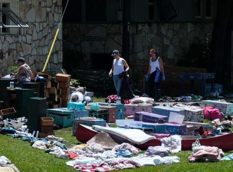 ABD’de son 50 yılın en büyük sel felaketinde bilanço artıyor: İşte son görüntüler!