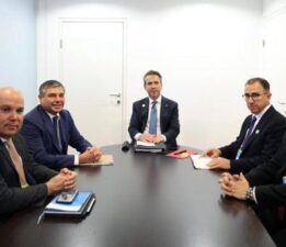 Bakan Bayraktar, Azerbaycan, Venezuela, Irak ve Kazakistan enerji bakanlarıyla görüştü