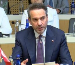 Bakan Bayraktar: TP ve maden şirketimizden oluşan bir heyeti, Angola’ya göndereceğiz