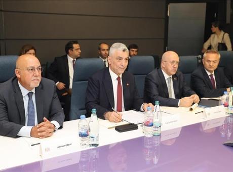 Bakan Bolat, Tiflis’te Gürcistan Maliye ve Ekonomi bakanlarıyla bir araya geldi