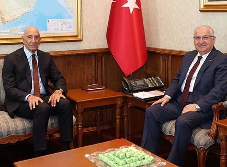 Bakan Güler, ABD Büyükelçisi Barrack’ı kabul etti