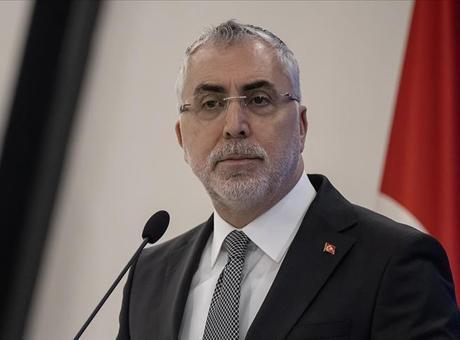 Bakan Işıkhan: Engelli vatandaşlarımızın istihdamda daha güçlü bir şekilde yer almalarını sağlayacağız