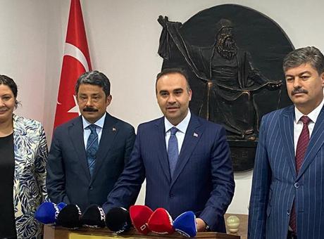 Bakan Kacır: Üretimde olan tesis sayısını 11 binden 60 binlere yükselttik