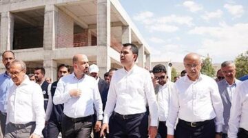 Bakan Kurum’dan deprem bölgesindeki müteahhitlere 24 saat uyarısı