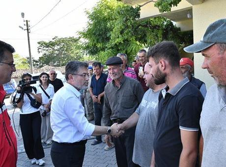 Bakan Yumaklı orman yangınından etkilenen köylerde incelemelerde bulundu