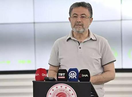 Bakan Yumaklı orman yangınlarıyla ilgili bilgi verdi! ‘3 ilimizde 4 yangın var’