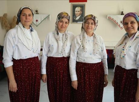 Balıkesir’de kadınların kurduğu kooperatif kırsal mahallenin turizmine katkı sağlıyor