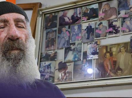 Bu kahvehaneye giren uyuyakalıyor: Horlayanları da duyuyoruz
