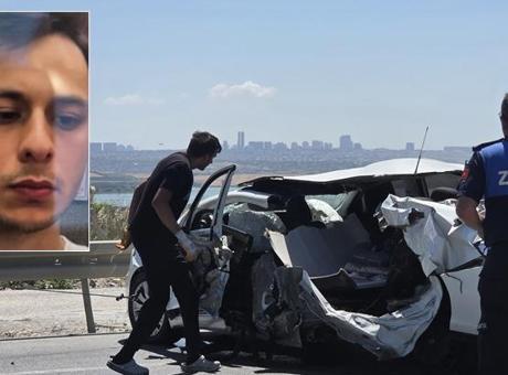Çatalca’da bariyerlere çarpan otomobildeki astsubay hayatını kaybetti, 2 uzman çavuş yaralandı
