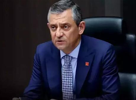 CHP Genel Başkanı Özel canlı yayında soruları yanıtladı