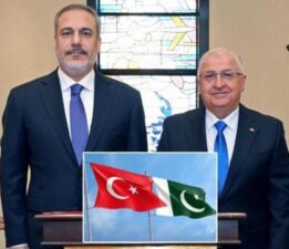 Dışişleri Bakanı Hakan Fidan ve Bakan Güler’i Pakistan Başbakanı Şerif kabul edildi