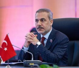 Dışişleri Bakanı Hakan Fidan’ın ASEAN kapsamında diplomasi trafiği sürüyor