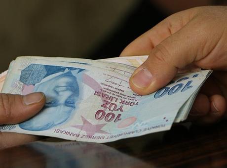 En düşük emekli maaşı artırılacak mı? Bakan Işıkhan’dan açıklama