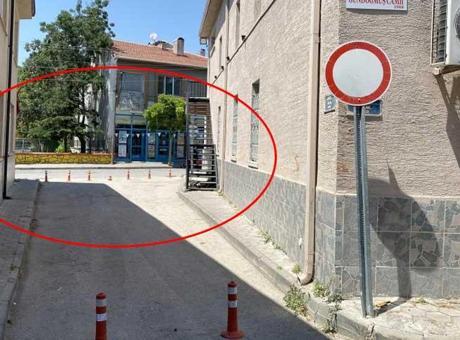 En tartışmalı sokağı! UKOME kararıyla kapatıldı