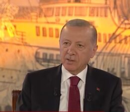 Erdoğan: Gençleri zararlı alışkanlıklardan kurtarmak görevimiz