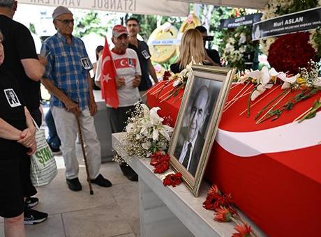 Eski CHP Genel Başkanı Altan Öymen İstanbul’da son yolculuğuna uğurlandı