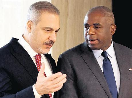 ‘Eurofighter temini için çalışma yapılıyor’