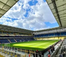 Fenerbahçe, stadyum sponsorluğunu KAP’a bildirdi: Kazanılacak para açıklandı