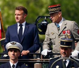 FRANSA, BASTILLE GÜNÜ’NÜ KUTLARKEN MACRON’DAN SERT MESAJ: 1945’TEN BU YANA EN BÜYÜK TEHDİT!